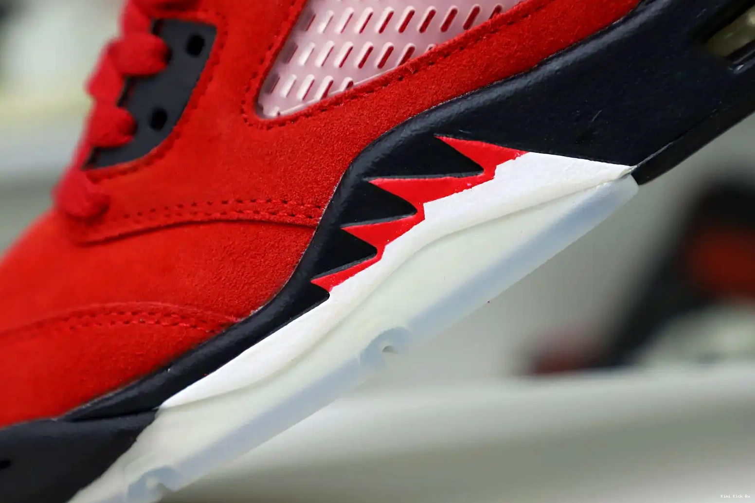 RAGING RETRO RED JORDAN AIR Kimikick SUEDE 5 BULL 0510